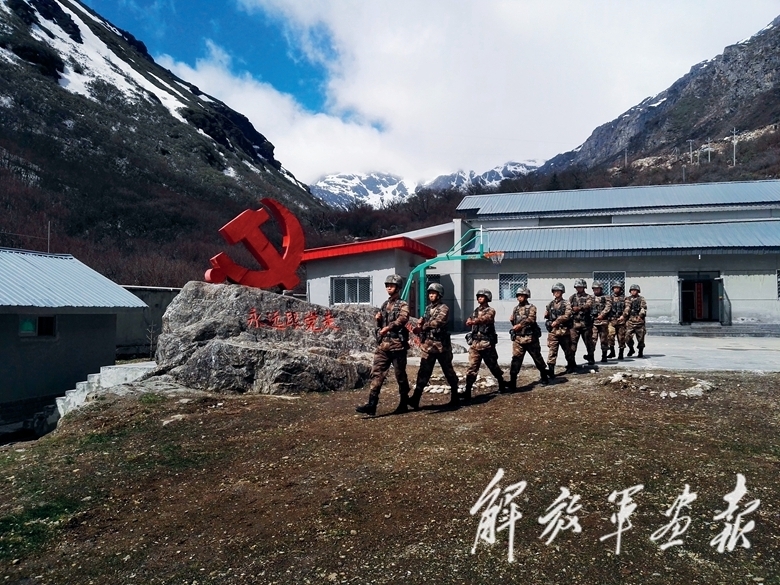 西藏兵人口_西藏人口分布图